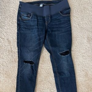 Like new Old Navy *Maternity* Jeans. Worn once!